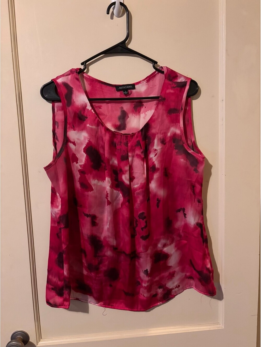 Notations pink floral sleeveless top Large
